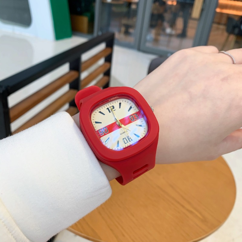 Quadratische elektronische Sil – Outdoor Sport Watch Bewertung und Preis